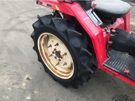 YANMAR トラクター F175