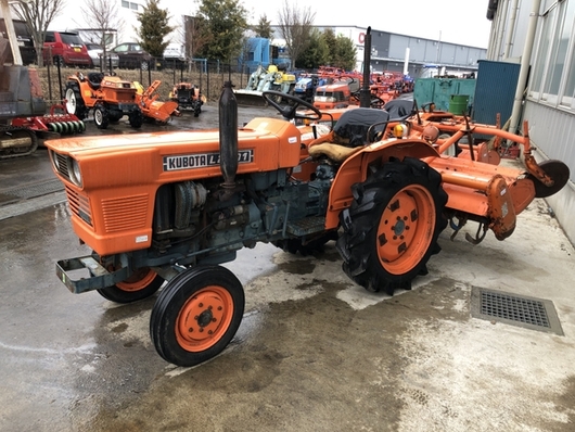 KUBOTA トラクター L2201