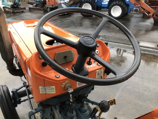 KUBOTA トラクター L2201