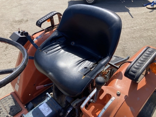 KUBOTA トラクター B1402D