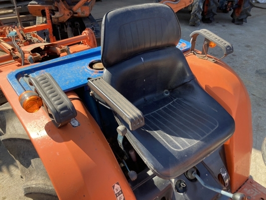 KUBOTA トラクター B1600