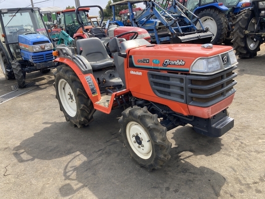 KUBOTA トラクター GB20