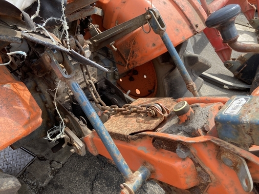 KUBOTA トラクター B7001