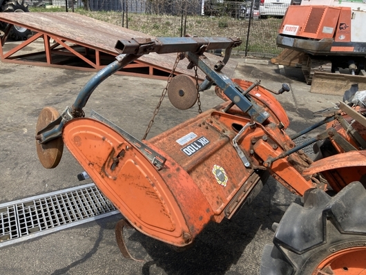 KUBOTA トラクター B7001
