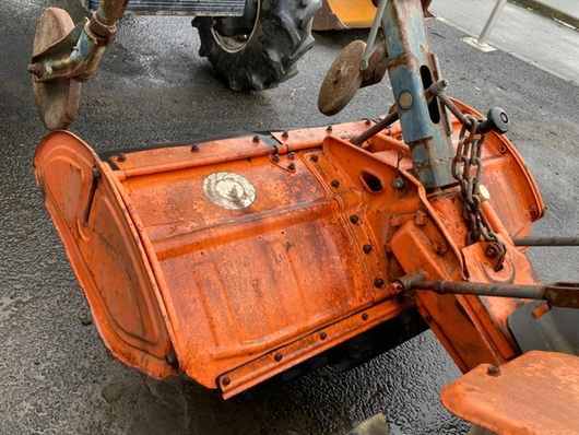 KUBOTA トラクター B7000D