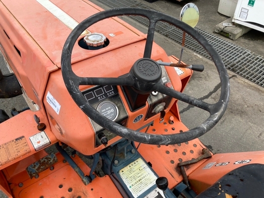 KUBOTA トラクター B1200