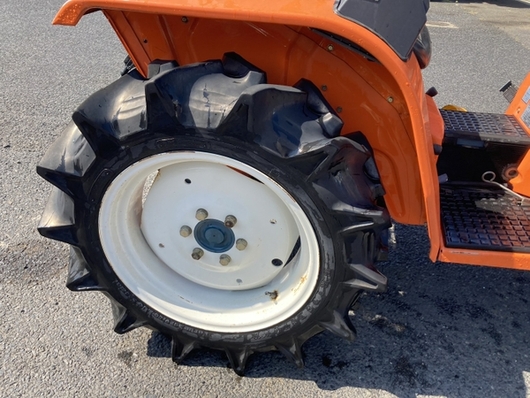 KUBOTA トラクター  B1-16D