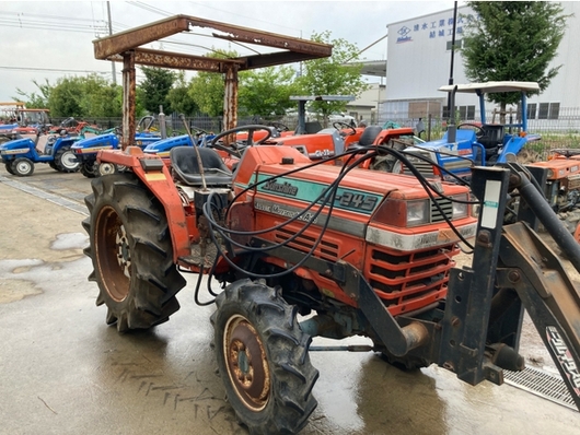 KUBOTA トラクター L1-245