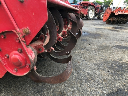 MITSUBISHI トラクター MT26