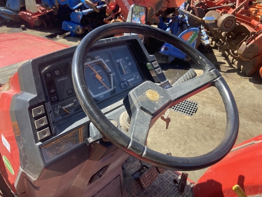 MITSUBISHI トラクター MT26