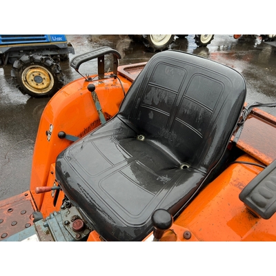KUBOTA トラクター  B1702D