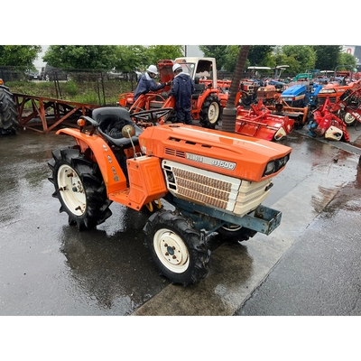 KUBOTA トラクター B1500D