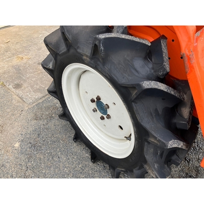 KUBOTA トラクター B1-15D