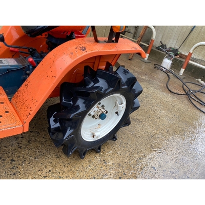 KUBOTA トラクター B1200D