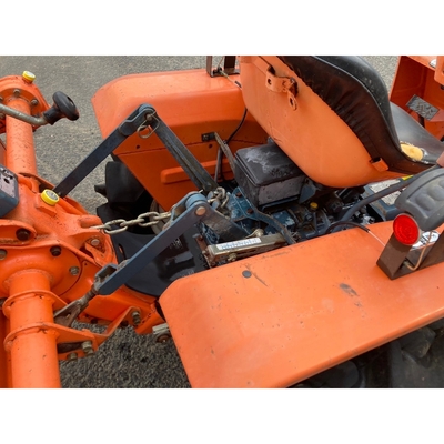 KUBOTA トラクター B1200D