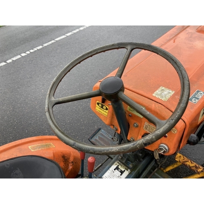 KUBOTA トラクター B6000
