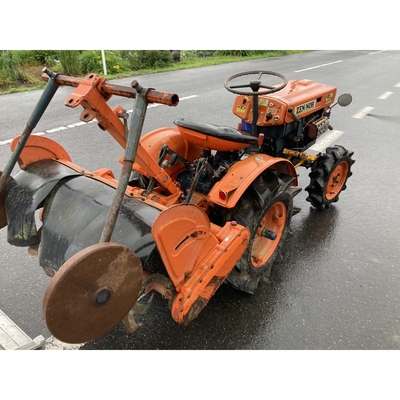KUBOTA トラクター B6000
