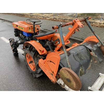 KUBOTA トラクター B6000