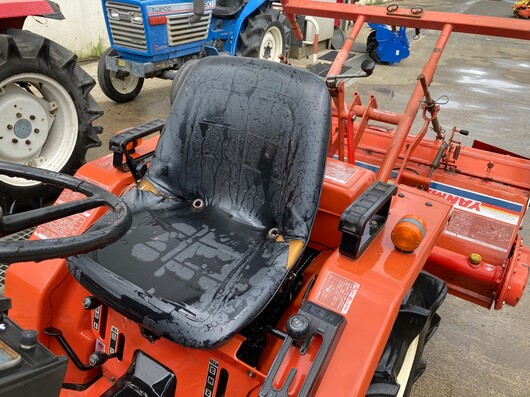 YANMAR トラクター F15D