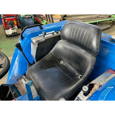 ISEKI トラクター TA247F