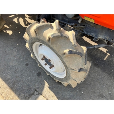 KUBOTA トラクター L1-195
