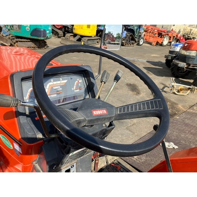 KUBOTA トラクター L1-195
