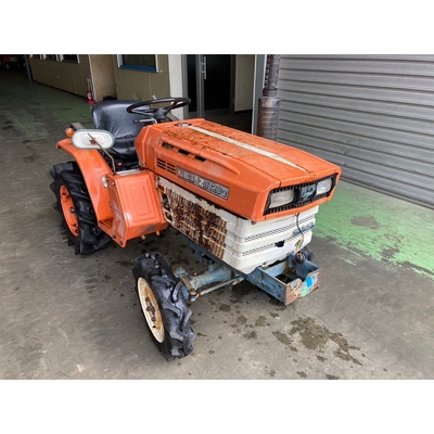 KUBOTA トラクター B1200D