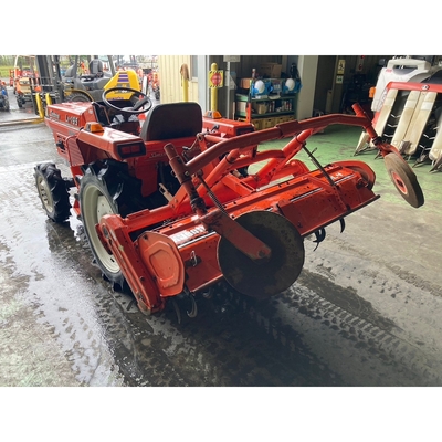 KUBOTA トラクター L1-195D