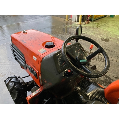 KUBOTA トラクター GB200