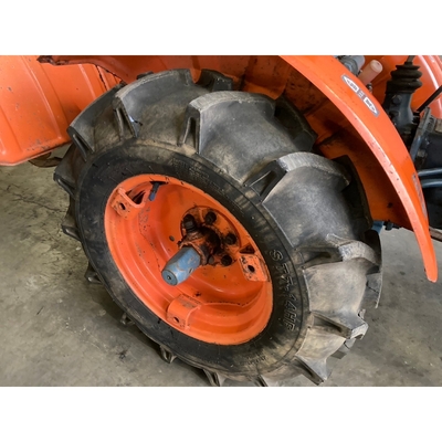 KUBOTA トラクター B6000