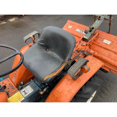 KUBOTA トラクター B1200