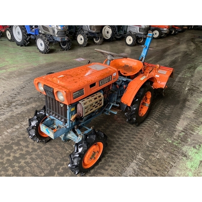 KUBOTA トラクター B5000D