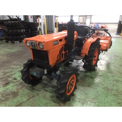 KUBOTA トラクター B7001D