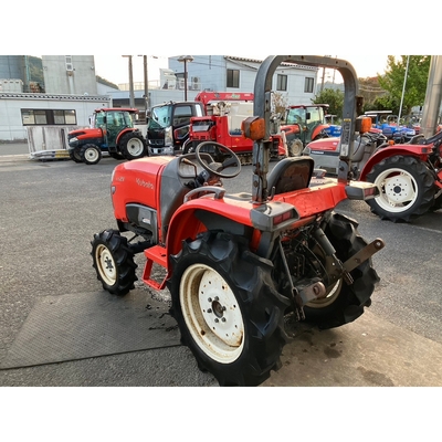 KUBOTA トラクター FT21