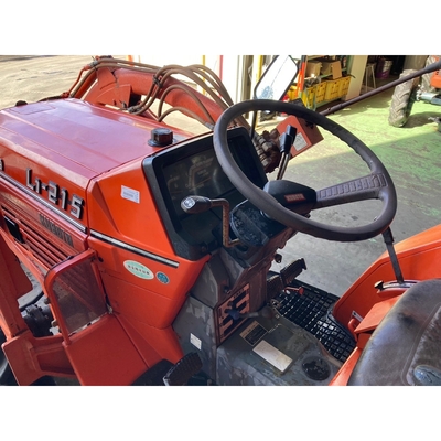 KUBOTA トラクター L1-215D