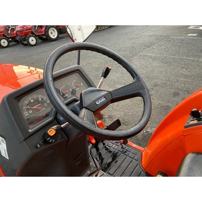 KUBOTA トラクター T22