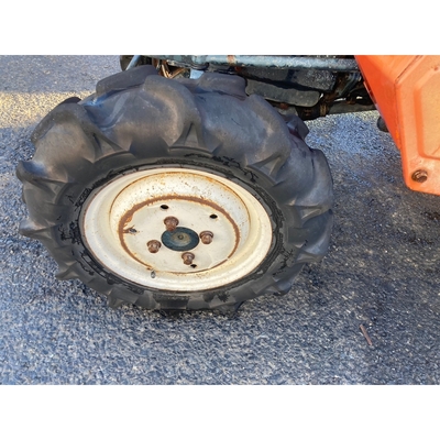 KUBOTA トラクター B1400