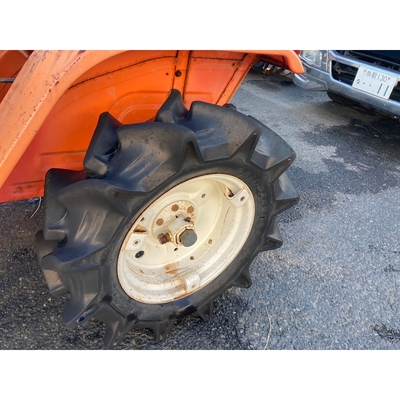 KUBOTA トラクター B1400