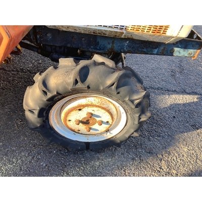 KUBOTA トラクター B1400