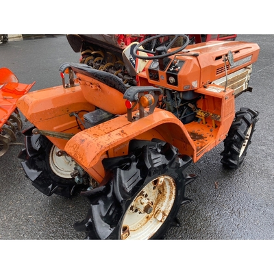 KUBOTA トラクター B1400