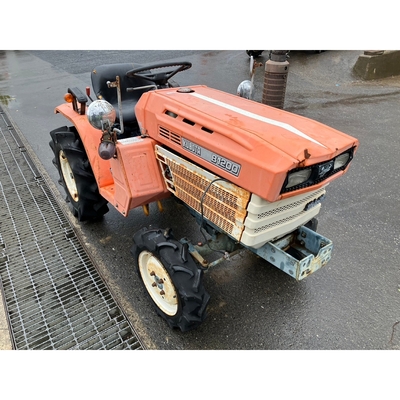 KUBOTA トラクター B1200