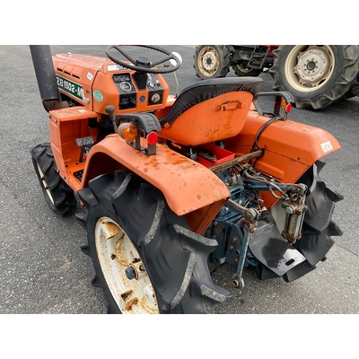 KUBOTA トラクター B1502 