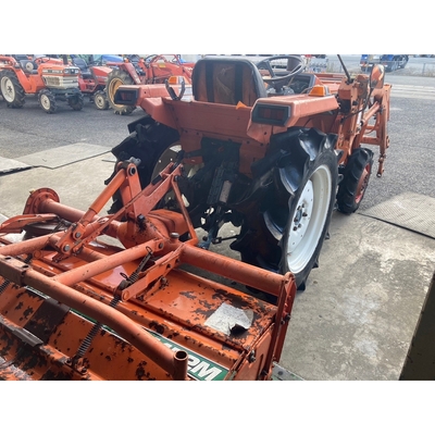 KUBOTA トラクター L1-22