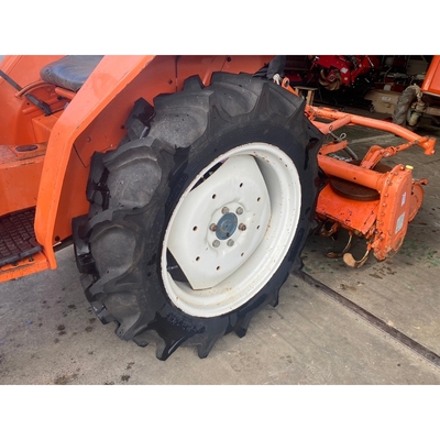 KUBOTA トラクター L1-22