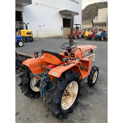 KUBOTA トラクター B1502 