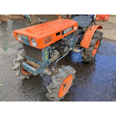 KUBOTA トラクター B6000D