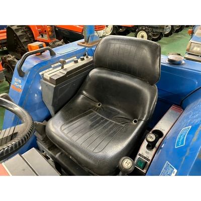 ISEKI トラクター TA247F
