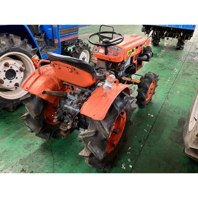 KUBOTA トラクター ZB7001