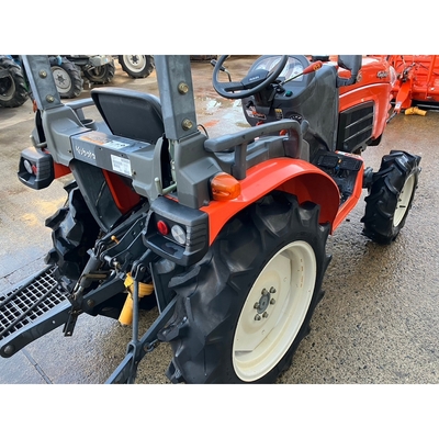 KUBOTA トラクター KB16