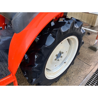 KUBOTA トラクター KB16